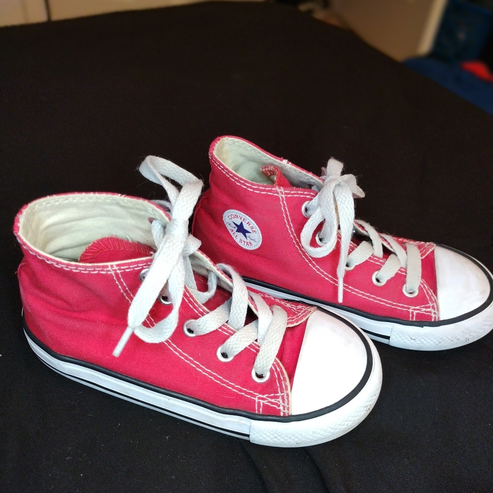 Red Converse